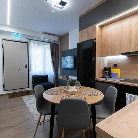 Nadia 1 Apartment