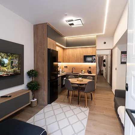 Apartment Nadia 1 *